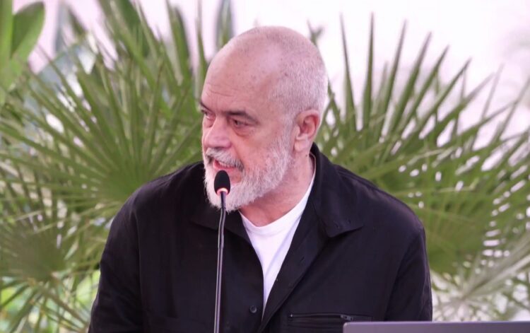 ‘Flamingo Mirror’/ Rama: Është publikuar dosja e Zvërnec-Sazan, shumë shpejt do publikohet dosja KAYO dhe Milot-Balldren