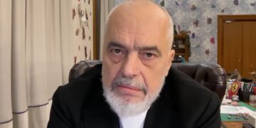 Rama reagon për protestën: Kjo është marrëzi