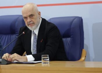 Ramës nuk i del e keqja me lëvizjen studentore: Grupe të ekstremizuara, duar dashakeqe kërkojnë destabilizim!