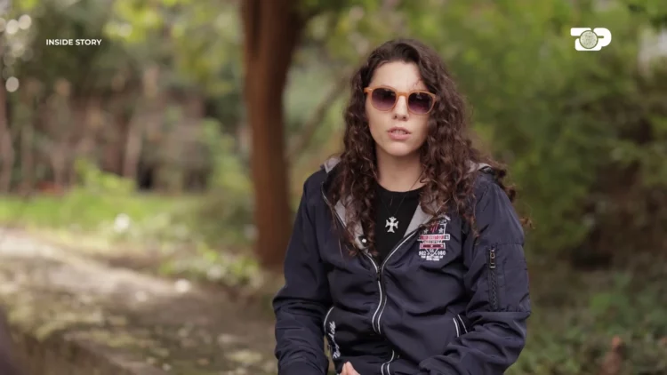 “Më goditën direkt në ballë me granatën e gazit”, Eva: Ta harrojnë se dhuna do na thyejë…