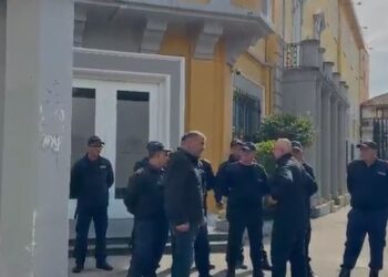 Protestat kundër qeverisë Rama/ Qytetarët marshojnë drejt kryeministrisë