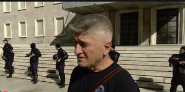 “Mbështetje pa kushte për studentët!”/ Gjekmarkaj nga protesta: Nuk synojmë t’ua monopolizojmë protestën