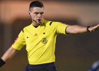 Gjyqtari irlandez ka “në dorë” kualifikimin e Shqipërisë, kush është arbitri që do vendosë drejtësi në Finlandë