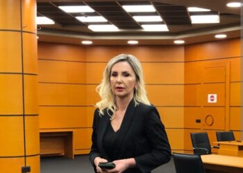 “Gjyqtarja Migena Laska bëhet palë me pushtetin, shkel të drejtat e të arrestuarve”