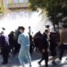 Përshkallëzohet protesta para ministrisë së Arsimit, policia hedh ujë me presion, gaz lotsjellës dhe spraj