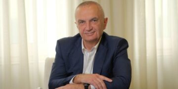 Përplasja e GJKKO me Dhomën e Avokatisë/ Meta: Kuvendi dhe KLGJ po heshtin, këtu ka regji politike