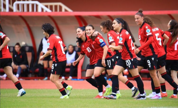 Shqipëria e vajzave për herë të parë në “play-off” të Botërorit, trajneri Grima shpall listën për ndeshjet me Uellsin