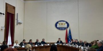 Skandali i SHISH/ Konferenca e Kryetarëve shqyrton sot kërkesën e PD për mocion me debat
