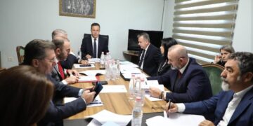 Rama të japë llogari! PD kërkon mocion me debat mbi skandalin e SHISH-it, PS kundër: Çështja t’i lihet SPAK-ut