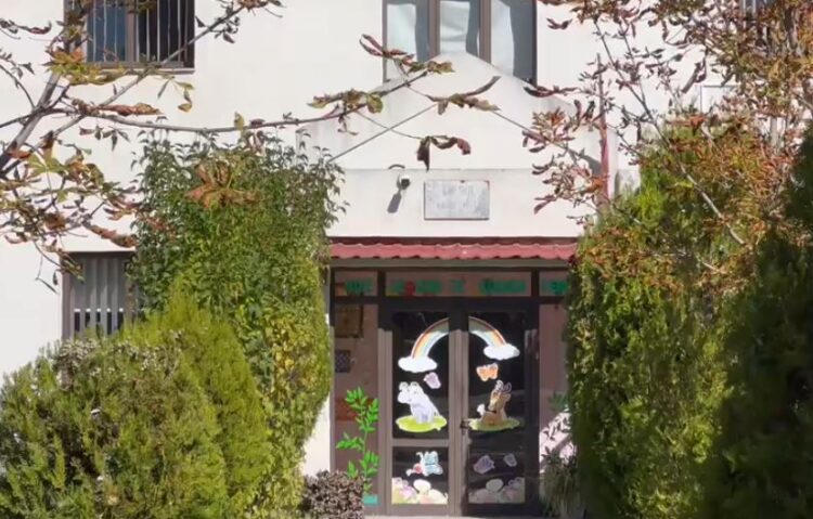Fëmijët dyshohet se u helmuan, procedohet drejtoresha e kopshtit dhe një mjeke