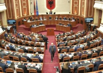 Rrëzohet kërkesa e PD-së për mocion me debat ndaj Vlora Hysenit, Balla: Hetimin ta bëjë SPAK!