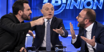“Duan të mbajnë b*thën në karrige”, Lapaj sherr me Bardhin: Pusho, se ti je maskara