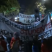 Mbyllen fjalimet, nis marshimi i protestuesve në rrugët e Tiranës