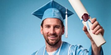 Nuk ka ndodhur kurrë më parë, disa ditë para lamtumirës me Argjentinën, Leo Messi gradohet “doktor”!