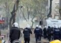 Të rinjtë djegin kazanët e mbeturinave dhe bllokojnë rrugën ‘Myslym Shyri’