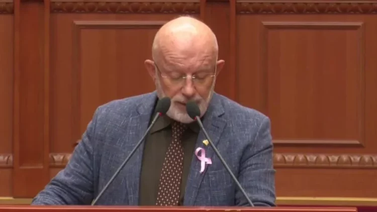 Pas Erion Braçes, edhe Fadil Nasufi me kritika ndaj hartës së re territoriale… por votën ia jep Ramës