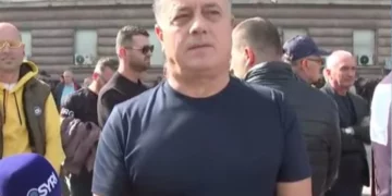 Noka: Jemi këtu për t’i dhënë mbështetje më të madhe protestës heroike të studentëve, koha të bashkohemi!