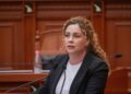 Ish-ministrja e Mbrojtjes, Olta Xhaçka merret zyrtarisht nën hetim nga SPAK për korrupsion dhe pastrim parash