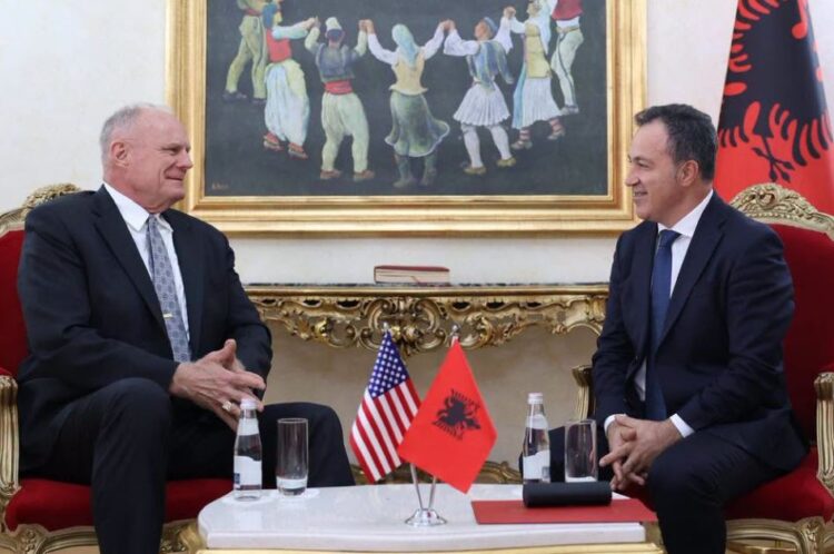 Niko Peleshi pret në Kuvend Ambasadorin e ri të SHBA-ve në Shqipëri, Eric Wendt
