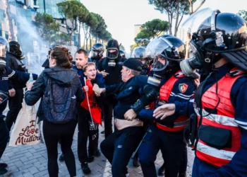 Ashpërsimi i retorikës së Ramës shihet si nxitëse e dhunës policore