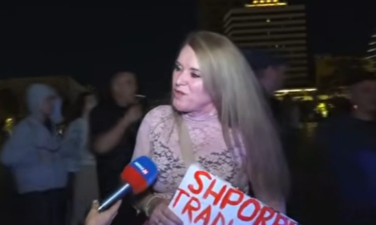 Protestuesja nga Diaspora: Duhet të dalim në shesh të gjithë, kjo qeveri po shkatërron të ardhmen
