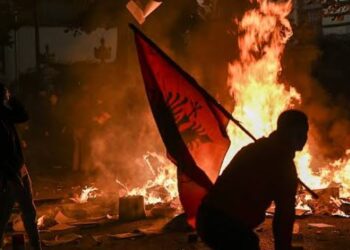 “Lufta e tyre është edhe lufta jonë”, të rinjtë italianë solidarizohen me studentët shqiptarë