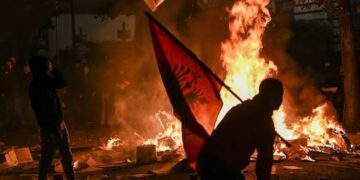 “Lufta e tyre është edhe lufta jonë”, të rinjtë italianë solidarizohen me studentët shqiptarë