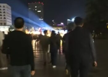 Protesta e 133-të kundër qeverisë/ Qytetarët paralajmërojnë vijimin e revoltës: Nesër më shumë