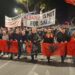 “Nuk shitet Shqipëria, në burg qeveria”- Marshimi në ditën e 132-të drejt Kryeministrisë: Rama jep dorëheqje!