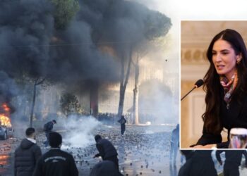 “Rinia nuk është armiku i shtetit, por e ardhmja e tij”/ Emina Çunmulaj në mbështetje të protestës: Zëri i tyre s’mund të heshtet me dhunë