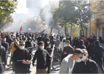 Revolta kundër Ramës/ Studentët dhe pedagogët protestojnë sot në orën 14:00 para Ministrisë së Arsimit
