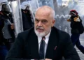 Media gjermane: Protestuesit paralajmërojnë rezistencë ‘dhëmb për dhëmb’ ndaj masave të Edi Ramës
