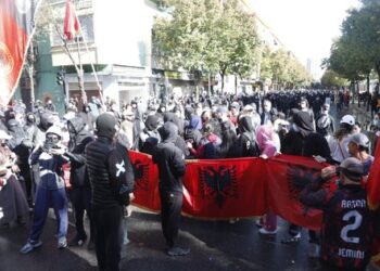Protesta në Shkodër, pritet edhe pjesëmarrja e tifozëve të Vllaznisën në mbështetje të lëvizjes studentore