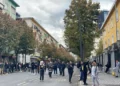 Nis grumbullimi i protestuesve para Ministrisë së Arsimit, kërkohet dorëheqja e Ramës