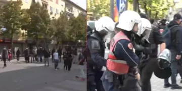 Përplasje mes policisë dhe protestuesve te Ministria e Arsimit, grushte dhe shkopinj gome mbi të rinjtë