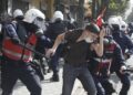 “Arrestoje, por mos e qëllo në kokë!” Prindërit e protestuesve denoncojnë dhunën policore