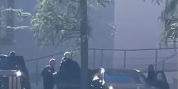 Rama me telefon në vesh, futet ‘fshehurazi’ në Kryeministri
