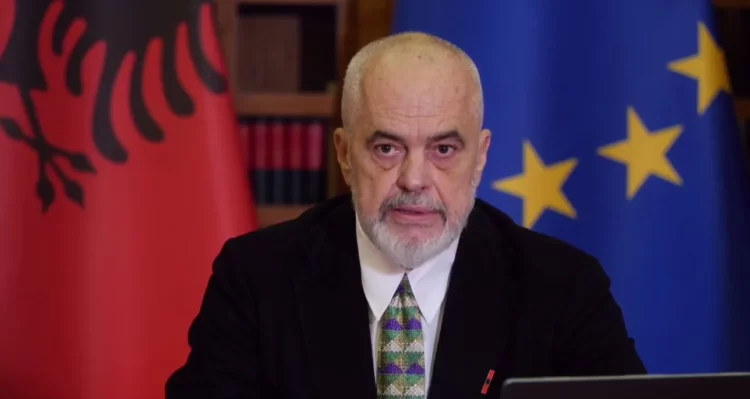 Rama shfaqet si drejtor policie, zbulon skenarët komplotues dhe i bën gjyq publik protestuesve: Janë kriminelë dhe jo studentë