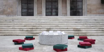 Sot protestë kombëtare për dorëheqjen e tij, Rama vazhdon provokimet me ftesat për dialog