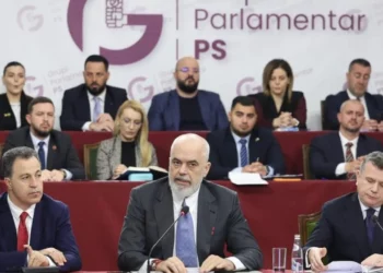 Ishte parashikuar për sot, anulohet mbledhja e zgjeruar e Grupit Parlamentar të PS