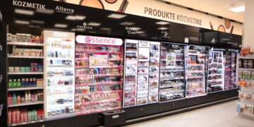 Rossmann & Lala vijon me uljet e çmimeve, këtë herë në fokus kozmetika