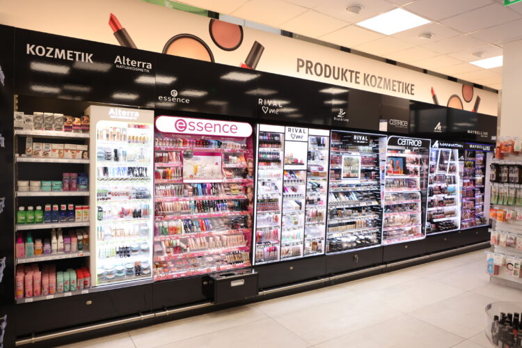 Rossmann & Lala vijon me uljet e çmimeve, këtë herë në fokus kozmetika