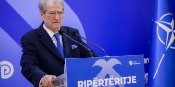 Berisha akuzon Ramën për manipulim të shifrave të të plagosurve: Dhuna ndaj protestuesve ishte barbare
