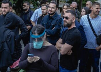 “Rama duhet të japë dorëheqjen“, Salianji: Çdo ditë që qëndron në pushtet përmes dhunës thellon krizën dhe dëmton Shqipërinë
