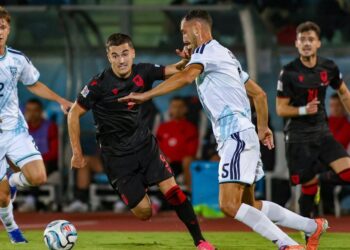 Kombëtarja lufton vetëm për fitore ndaj San Marinos, kuqezinjtë mbajnë një sy edhe nga Bjellorusia