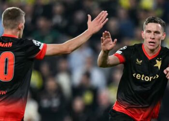 Champions League/ 7 gola në dy sfida, Dortmundi fiton në transfertë, Fenerbahçe shtanget në minutën e 89-të