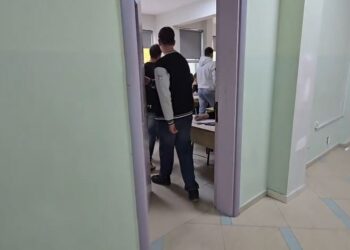 Në Vlorë pedagogët zhvillojnë mësimin normalisht, nuk i bashkohen bojkotit