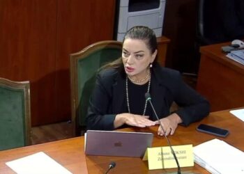  “83 mandatet i vodhët”, Vokshi: Balluku mbrohet nga pushteti, ndërsa protestuesit përballen me represion