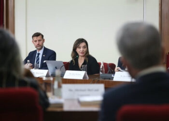 Takimi me kongresmenët/ Vokshi: Me delegacionin amerikan diskutuam për krimin, korrupsionin dhe kapjen e institucioneve