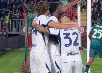 Venezia shënon dy autogola, Interi ngjitet sërish në krye të Serie A